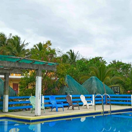 Lotus Sun & Waves Beach Resort Baler Ngoại thất bức ảnh